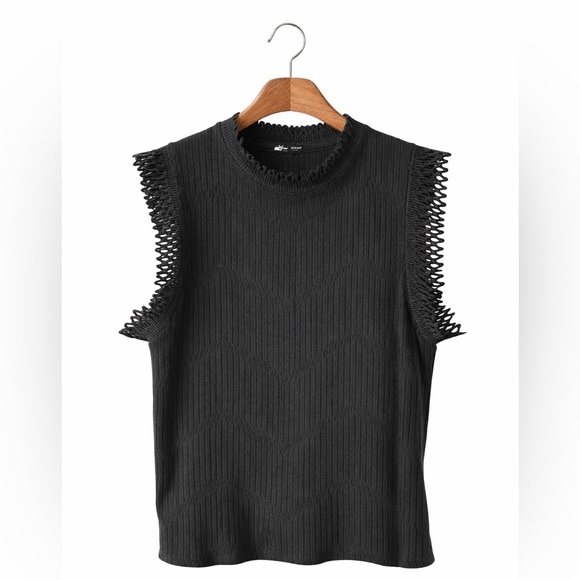 ZARA • Black Ribbed Sleeveless Blouse with Ruffled Collar S-M - Picture 2 of 6
